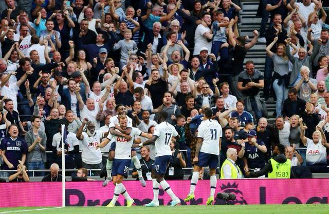 乌度卡：控卫是最难打的位置之一，阿门需要在攻传之间找平衡