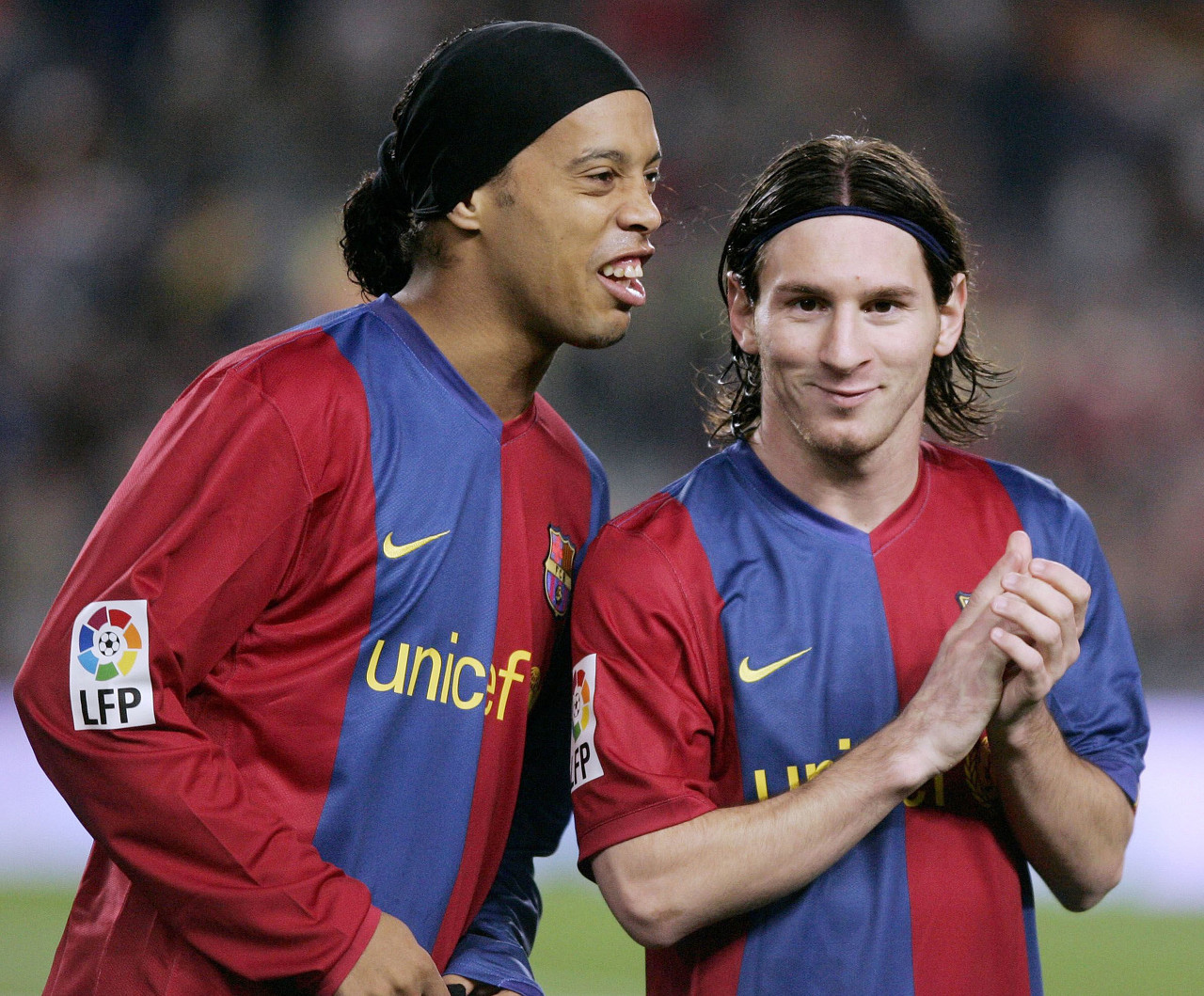 德天空：切尔西仍未正式报价西蒙斯，莱比锡坚持7000万欧要价